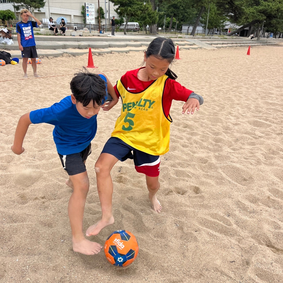 毎月のハレクティオ岡山主催ビーチサッカースクール活動〜2024年6月〜
